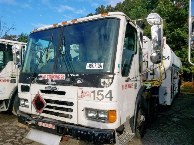 1FVMCFAK02RJ25403 - 2002 FREIGHTLINER COE CONDOR WHITE photo 2