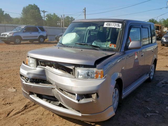JTLKT324140165180 - 2004 TOYOTA SCION XB SILVER photo 2