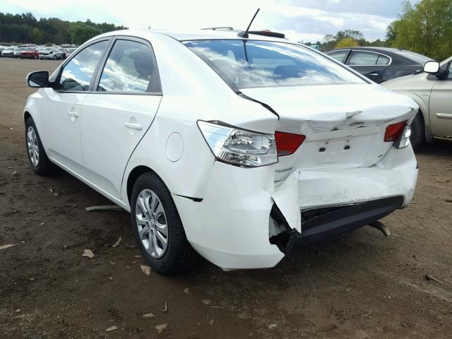 KNAFU4A27D5738227 - 2013 KIA FORTE EX WHITE photo 3