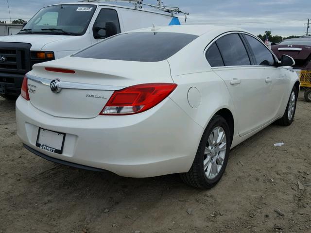 2G4GR5ER3D9248095 - 2013 BUICK REGAL WHITE photo 4