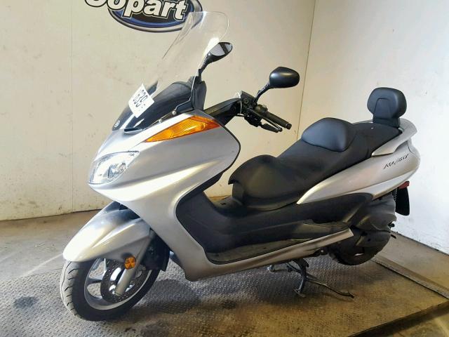 JYASH03Y86A003066 - 2006 YAMAHA YP400 SILVER photo 2