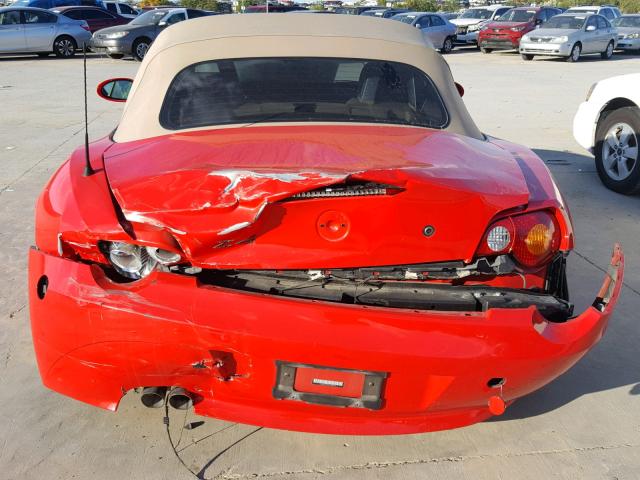 4USBT53483LU05676 - 2003 BMW Z4 3.0 RED photo 9