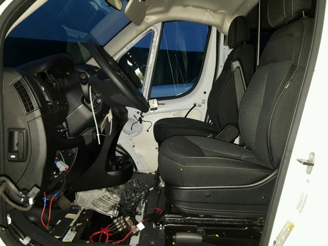 3C6TRVPG6GE122776 - 2016 RAM PROMASTER WHITE photo 5