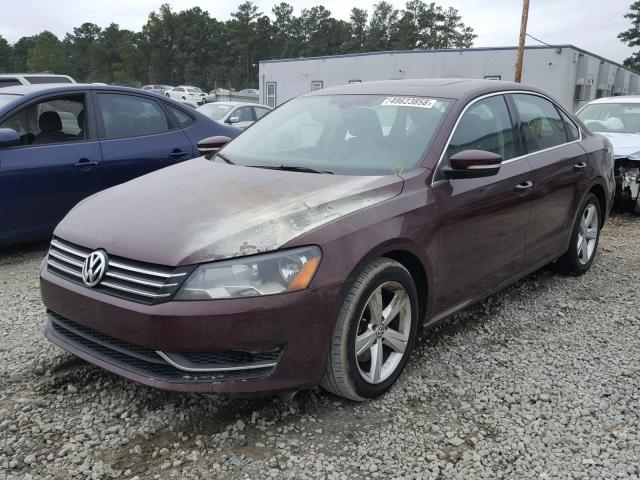 1VWBP7A38CC076877 - 2012 VOLKSWAGEN PASSAT SE MAROON photo 2