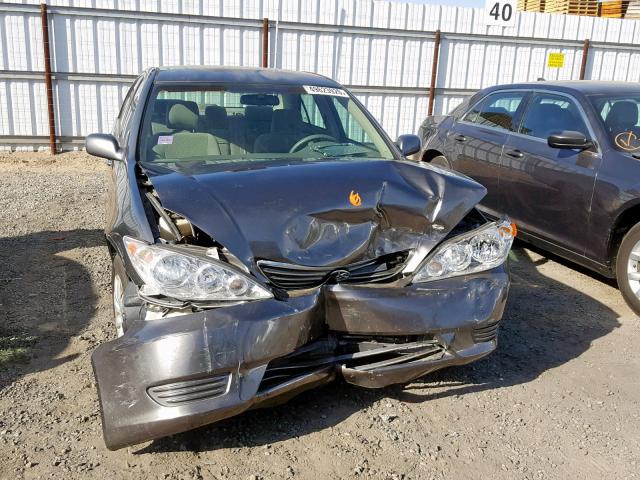 4T1BE32K56U698337 - 2006 TOYOTA CAMRY LE CHARCOAL photo 9