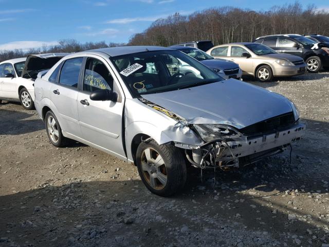 1FAFP34N76W120211 - 2006 FORD FOCUS ZX4 GRAY photo 1