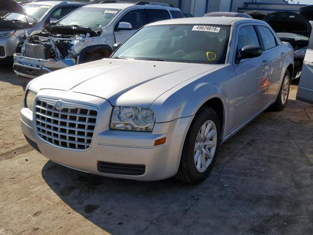 2C3KA43R66H211543 - 2006 CHRYSLER 300 SILVER photo 2