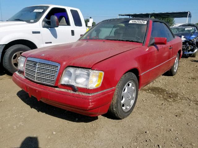 WDBEA66E1SC253207 - 1995 MERCEDES-BENZ E 320 RED photo 2