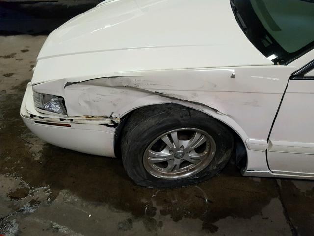 1G6EC12932B106886 - 2002 CADILLAC ELDORADO C WHITE photo 9