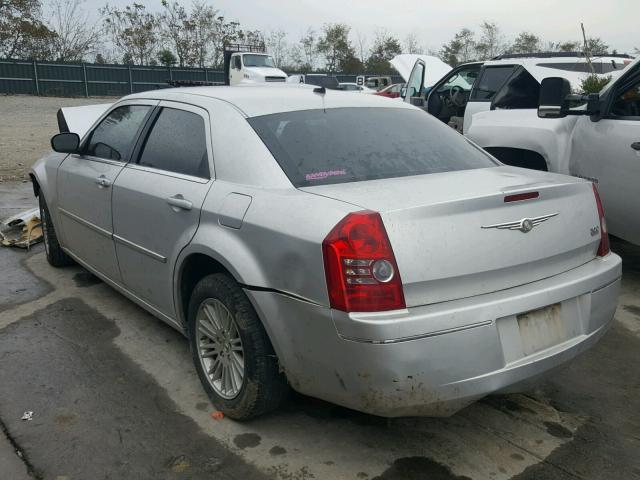 2C3KA53G08H330695 - 2008 CHRYSLER 300 TOURIN SILVER photo 3