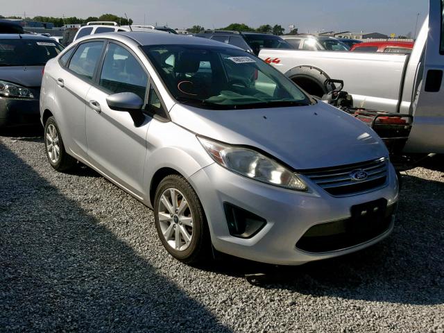 3FADP4BJ4BM209841 - 2011 FORD FESTIVA SILVER photo 1