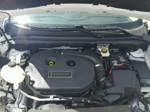 5LMCJ2C95HUL31038 - 2017 LINCOLN MKC SELECT WHITE photo 7