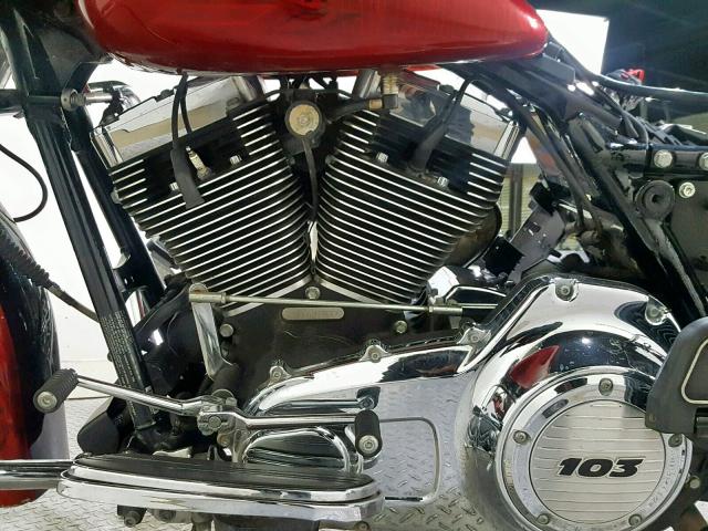 1HD1KGM13BB647962 - 2011 HARLEY-DAVIDSON FLTRU RED photo 12