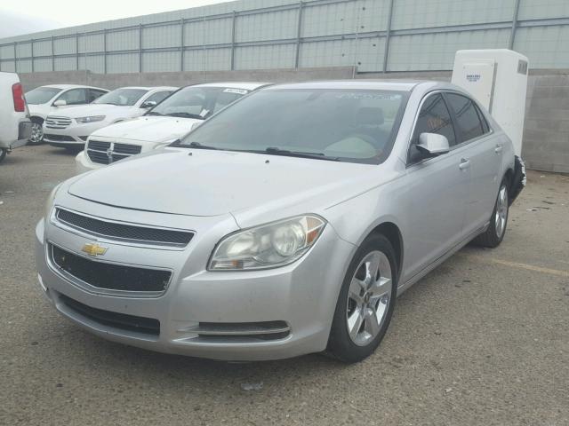 1G1ZC5EB1AF212970 - 2010 CHEVROLET MALIBU 1LT SILVER photo 2