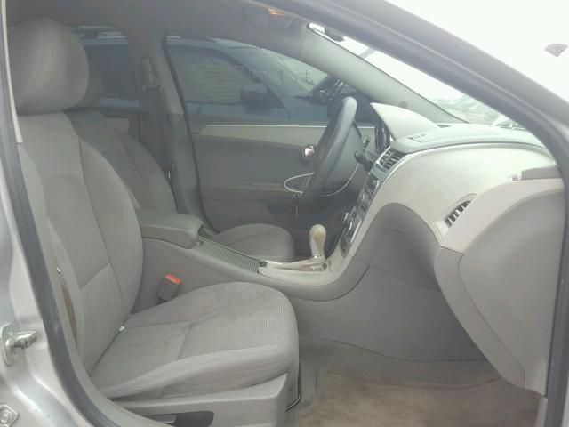 1G1ZC5EB1AF212970 - 2010 CHEVROLET MALIBU 1LT SILVER photo 5