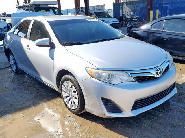 4T1BF1FK6CU635948 - 2012 TOYOTA CAMRY BASE SILVER photo 1