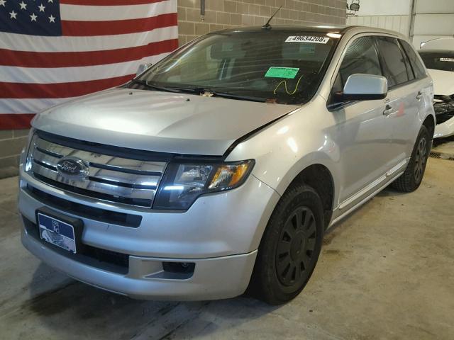 2FMDK30C09BA74744 - 2009 FORD EDGE SPORT SILVER photo 2