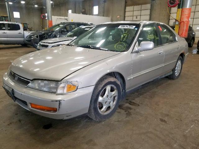 1HGCD5666VA029953 - 1997 HONDA ACCORD EX BEIGE photo 2