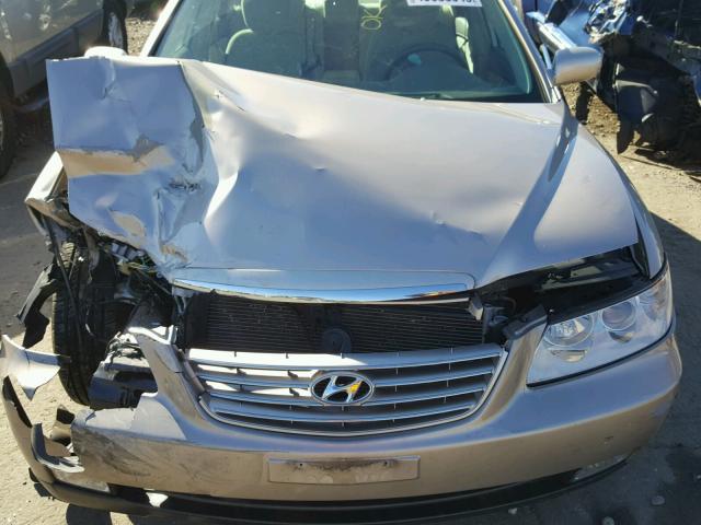 KMHFC46D97A189637 - 2007 HYUNDAI AZERA GLS TAN photo 7