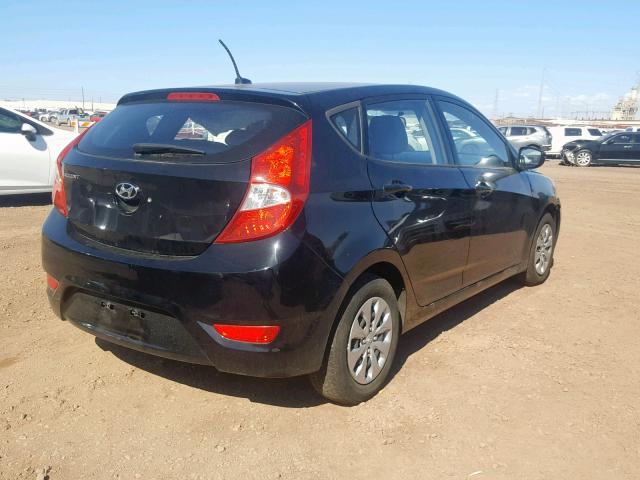 KMHCT5AEXGU285719 - 2016 HYUNDAI ACCENT SE BLACK photo 4