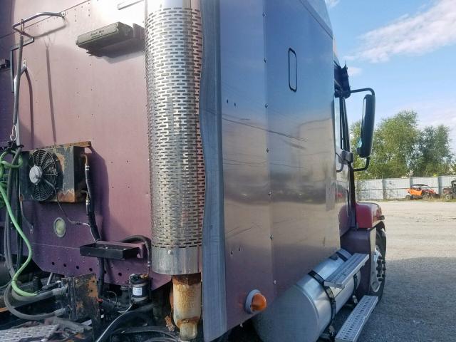 1FUJBBCK77LW48699 - 2007 FREIGHTLINER CONVENTION RED photo 9