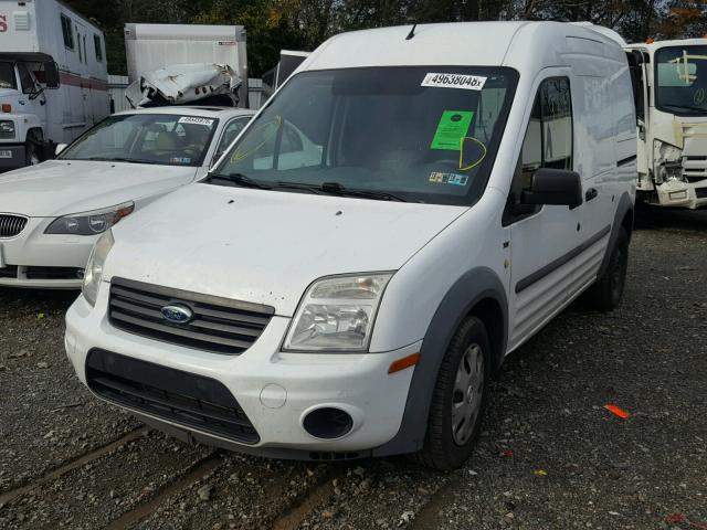 NM0LS7DN4BT055295 - 2011 FORD TRANSIT CO WHITE photo 2