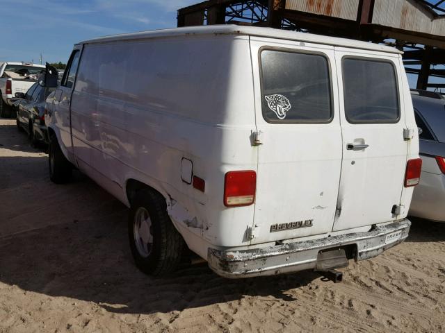 1GCDG15H7J7148950 - 1988 CHEVROLET G10 WHITE photo 3