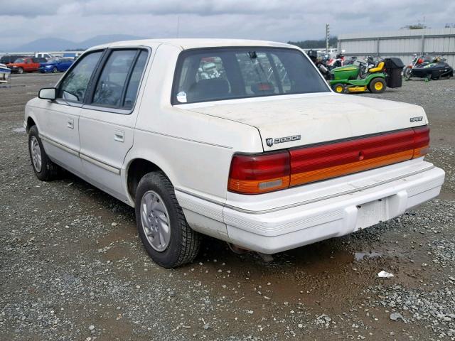 3B3AA46K5RT241538 - 1994 DODGE SPIRIT WHITE photo 3