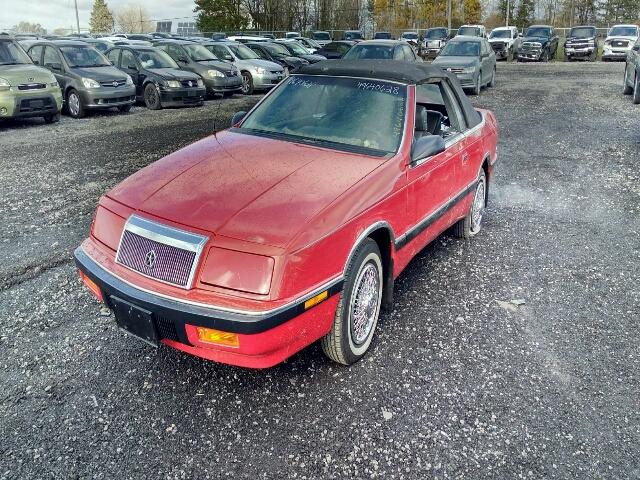 1C3BJ45K2KG235487 - 1989 CHRYSLER LEBARON RED photo 2