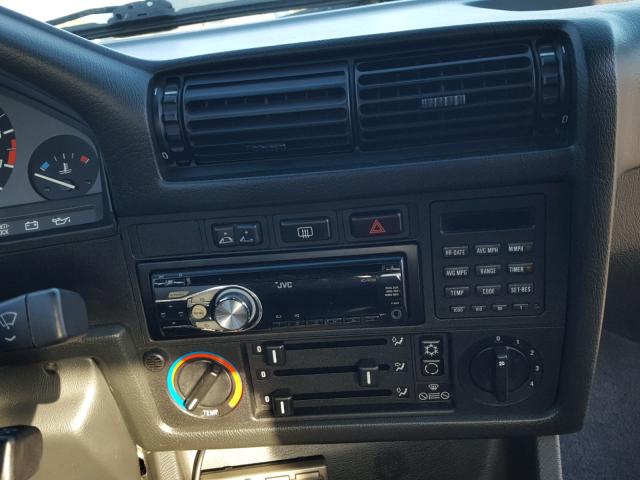 WBABB1314NEC05473 - 1992 BMW 325 IC BLUE photo 9