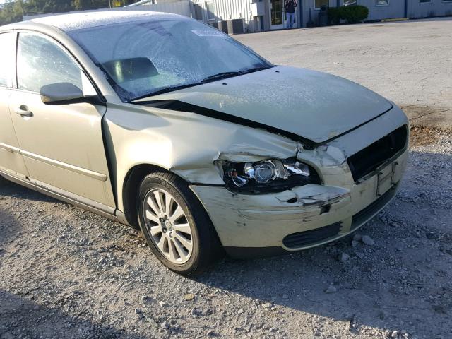 YV1MS382X42013474 - 2004 VOLVO S40 2.4I GREEN photo 9