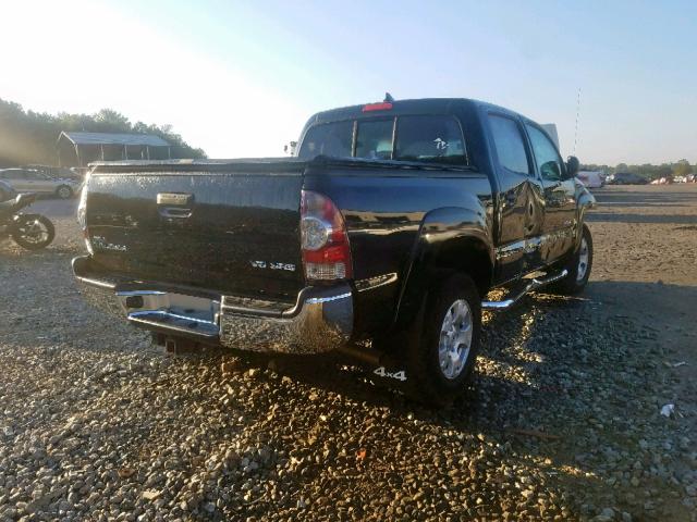 3TMLU4EN3FM173885 - 2015 TOYOTA TACOMA DOU BLACK photo 4