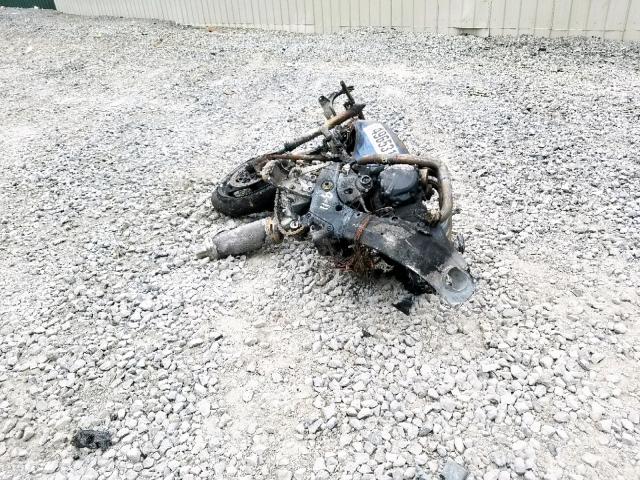 JS1GN7CA442107649 - 2004 SUZUKI GSX-R600 K BURN photo 3