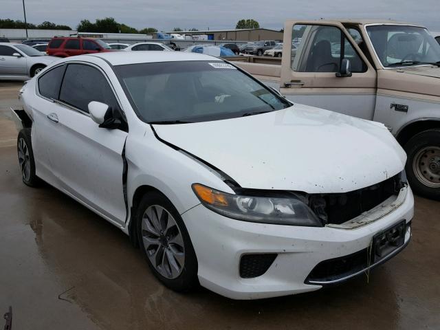 1HGCT1B3XDA020663 - 2013 HONDA ACCORD LX- WHITE photo 1