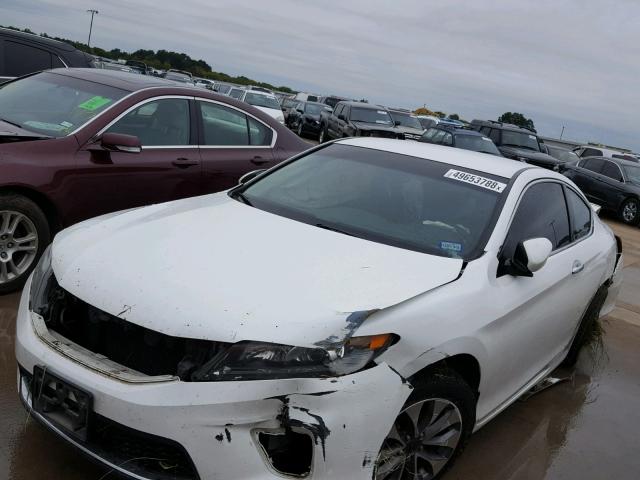 1HGCT1B3XDA020663 - 2013 HONDA ACCORD LX- WHITE photo 2