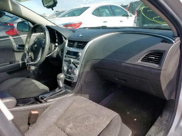 1G1ZC5E10BF210250 - 2011 CHEVROLET MALIBU 1LT 银色 照片 9