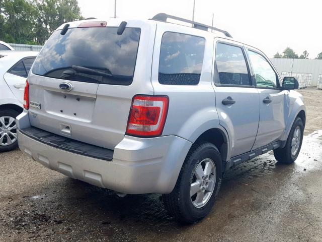 1FMCU0D74CKB50920 - 2012 FORD ESCAPE XLT SILVER photo 4