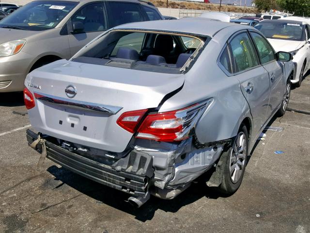 1N4AL3AP0HN307861 - 2017 NISSAN ALTIMA 2.5 SILVER photo 4