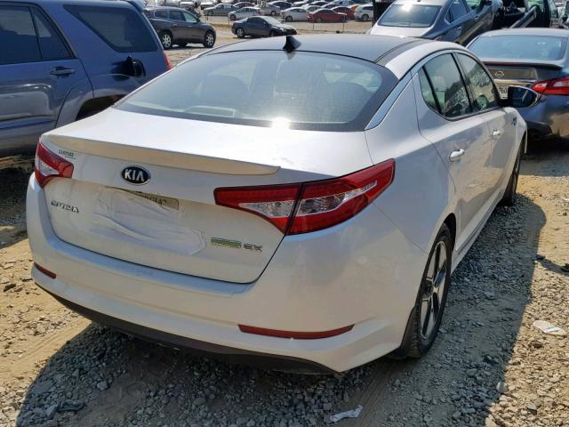 KNAGM4AD6D5041590 - 2013 KIA OPTIMA HYB WHITE photo 4