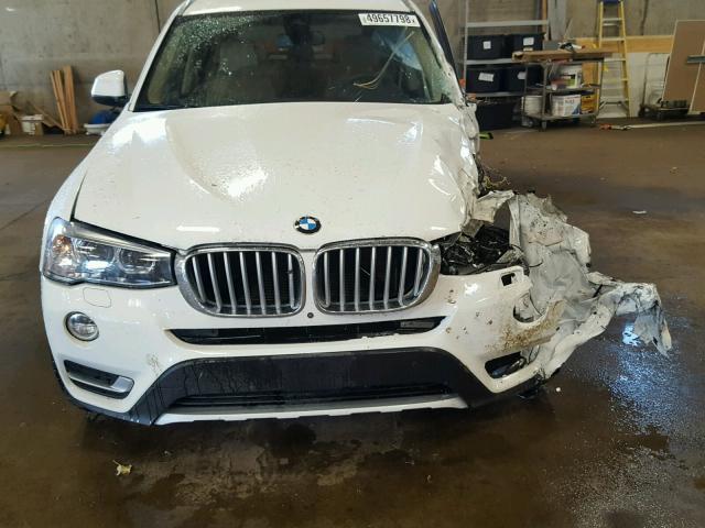 5UXWX9C5XH0T06022 - 2017 BMW X3 XDRIVE2 WHITE photo 7