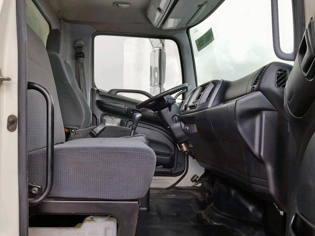 5PVNC6JMXA4S50597 - 2010 HINO HINO 185 WHITE photo 5