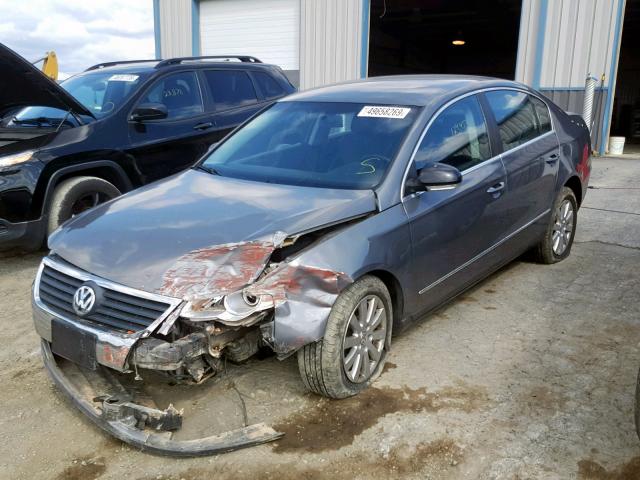 WVWJK73C78P125898 - 2008 VOLKSWAGEN PASSAT TUR GRAY photo 2