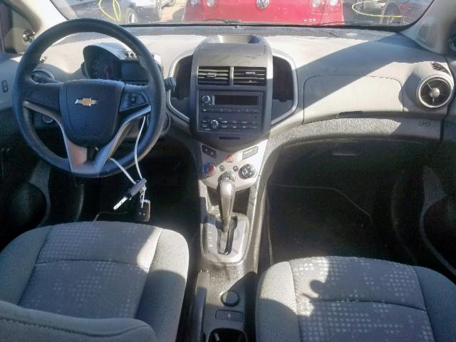 1G1JA6SH7E4209610 - 2014 CHEVROLET SONIC LS BLUE photo 9