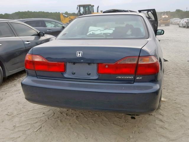 1HGCG5656WA209725 - 1998 HONDA ACCORD EX BLUE photo 9