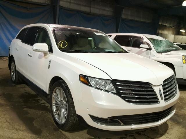 2LMHJ5ATXHBL01133 - 2017 LINCOLN MKT WHITE photo 1