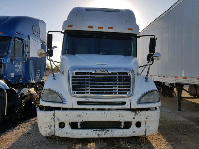 1FUJA6CK36LV59799 - 2006 FREIGHTLINER CONVENTION WHITE photo 9