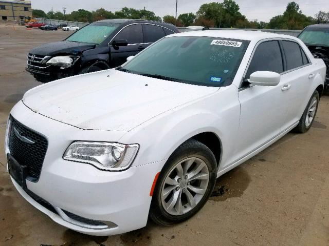 2C3CCAAG8FH820437 - 2015 CHRYSLER 300 LIMITE WHITE photo 2