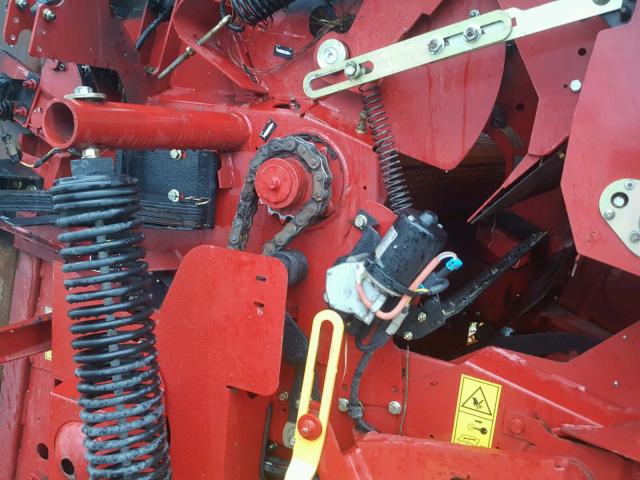 YFN190142 - 2016 NEWH HARVESTER RED photo 7