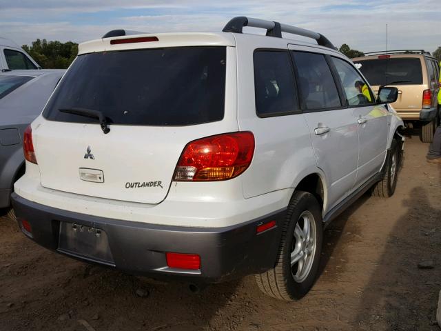 JA4LX31F04U038818 - 2004 MITSUBISHI OUTLANDER WHITE photo 4