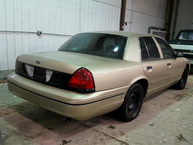 2FAFP71W1YX185888 - 2000 FORD CROWN VICT BEIGE photo 4